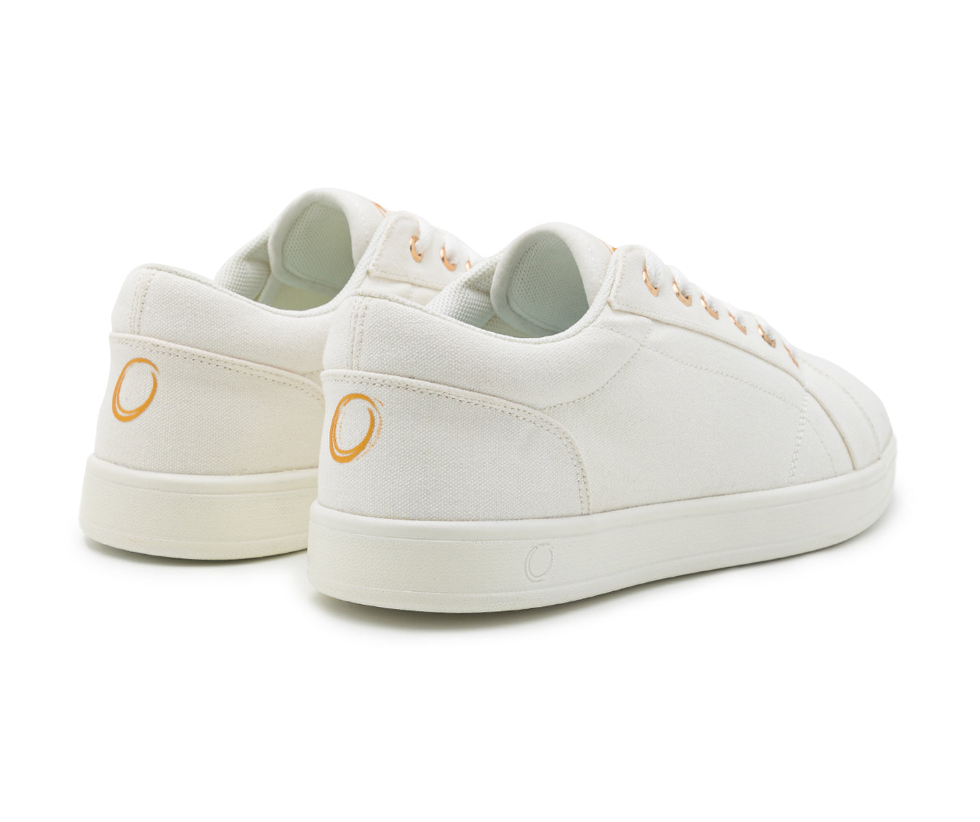 Smove Dance Sneaker in white