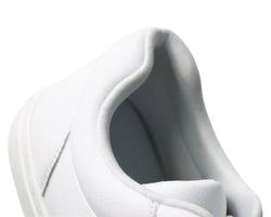 Fuego Low-Top Dance Sneakers en blanco