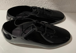 550 / J03 Tanzschuhe Lack in Schwarz